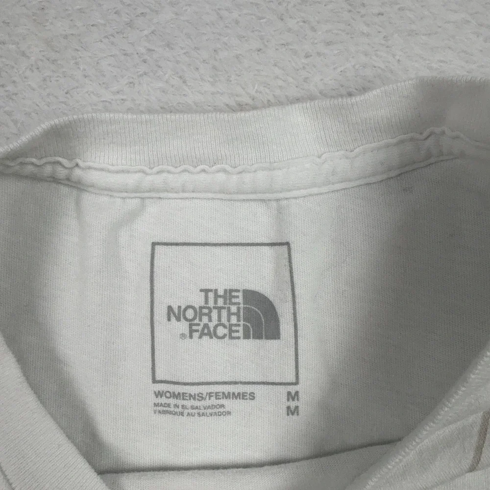 The North Face Reg. Fit Long Sleeve T-Shirt Womens M White Graphic Logo